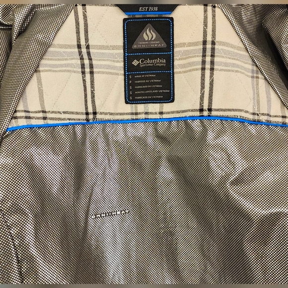 Women's Columbia Omi-Heat Spring/Fall Rain Jacket. - Picture 5 of 12